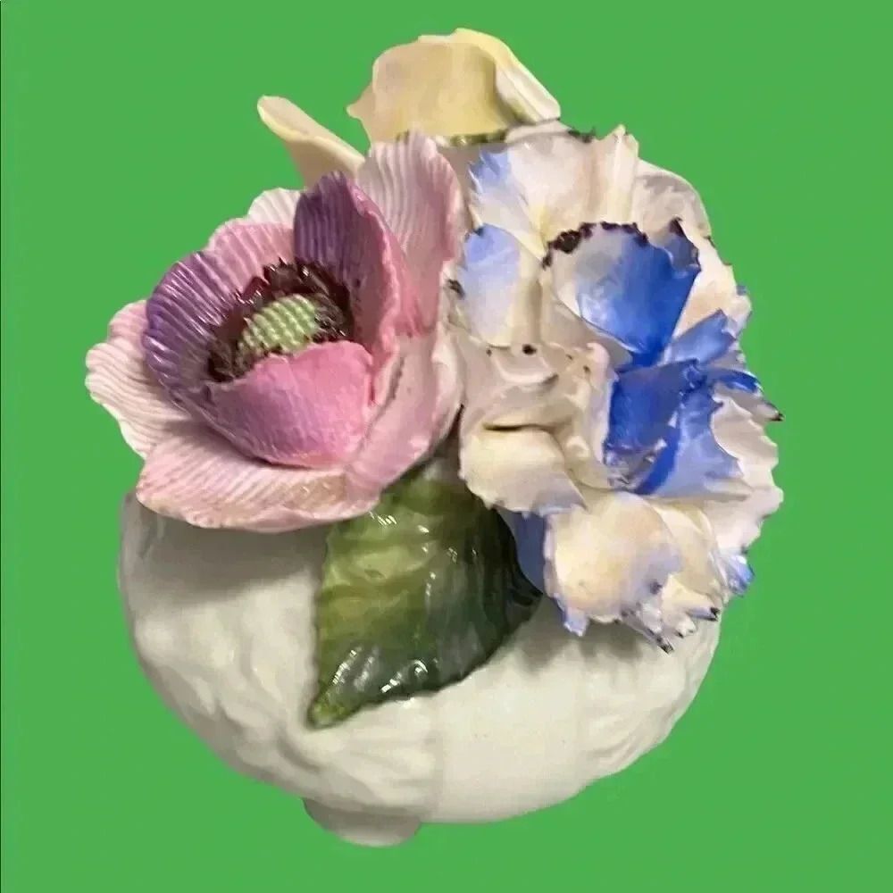 Vintage Radnor Flower Bouquet 